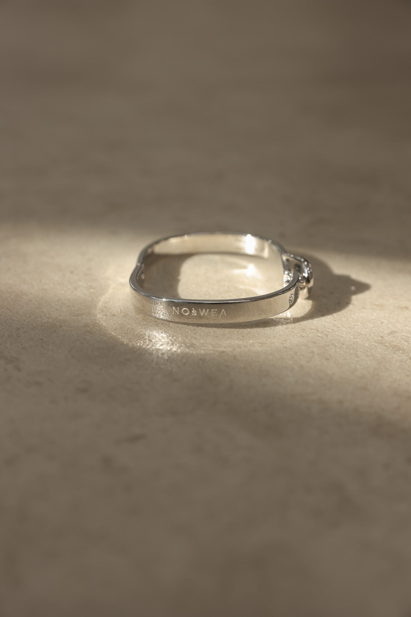 belt_bracelet