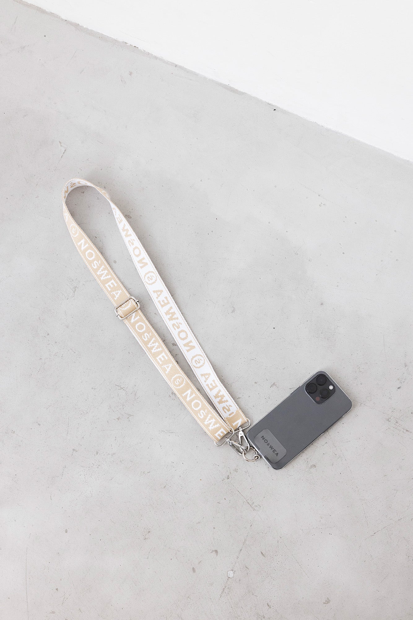 d.o.t_shoulder”beige”