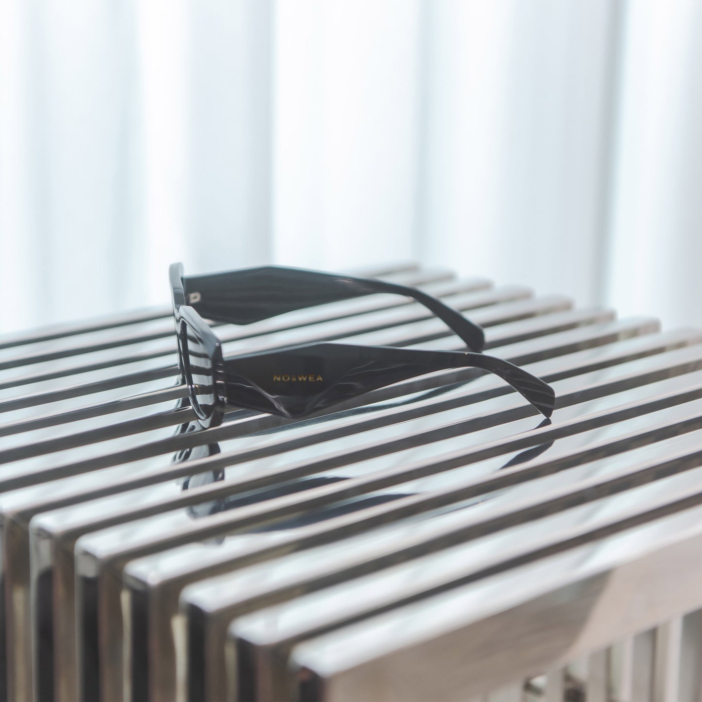 【10.30】square_black